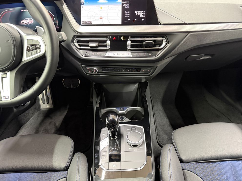 BMW M135 i xDrive M Sport LED+SHZ+Navi+Shadow-Line