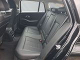 BMW 330 d Touring Luxury Line LC Professional Driving Assistant