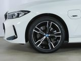 BMW 320 e M Sport TG AHK Adpatives Fahrwerk PDC