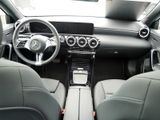 MERCEDES-BENZ A 180 d , PROGRESSIVE DISTR KAMERA PANO SPUR PDC