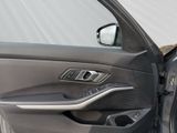 BMW 320 d Touring LC Prof Tempomat PDC LED Sportsitz