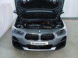 BMW X2 sDrive 20i Kamera Panorama AHK Sportsitz LED
