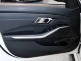 BMW 320d Touring xDrive M-Sport AHK PDC 18 LM SH