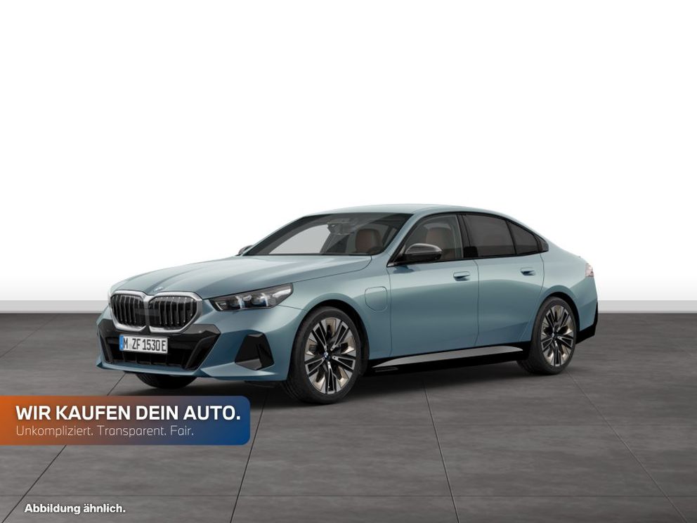 BMW 550e xDrive Limousine