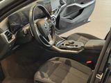 BMW 320 d Touring Adapt.-LED+AHK+SHZ+AppleCarPlay