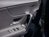 MERCEDES-BENZ A 200 , PROGRESSIVE SPUR DISTR KAMERA PDC SHZ