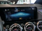 MERCEDES-BENZ GLA 200 d BURM AMG NIGHT DISTR PANO SPUR KAMERA