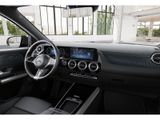 MERCEDES-BENZ GLA 200 NIGHT PROGRESSIVE 360 AHK DISTR KAMERA