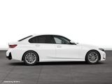 BMW 320i Limousine