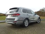 BMW X7 xDrive40i Standheizung Panoramadach AHK Iconic Glow