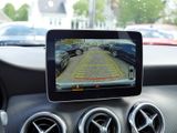 MERCEDES-BENZ GLA 180  KAMERA PANO SPUR PDC SHD SHZ