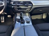 BMW 530 e xDrive. M Sport AHK Pano. adap.LED HIFI