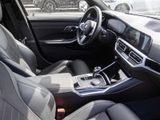 BMW 330 eSportline+Panorama+Navi+HUD+e-Sitze+PDCv+h