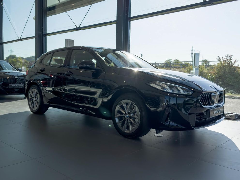 BMW 120 Park-Assistent PDCv+h SHZ LED Navi NP:40TE