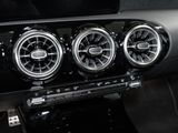 MERCEDES-BENZ CLA 250 e Coupé AMG NIGHT SPUR PDC SHZ