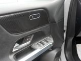 MERCEDES-BENZ GLB 200 d | AMG NIGHT AHK DISTR KAMERA PANO SPUR