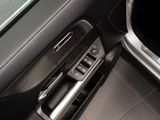 MERCEDES-BENZ GLA 180 d // PROGRESSIVE AHK KAMERA SPUR PDC SHZ