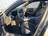 BMW 320 iA M-Sport Tou. AHK ACC Pano Komfortzugang