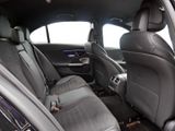 MERCEDES-BENZ C 300 de // BURM AMG SPUR STANDH KAMERA PDC SHZ