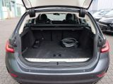 BMW 330e Touring AHK Head-Up