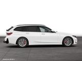 BMW 330i xDrive Touring