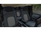 VW ID. Buzz Pro langer Radstand Motor: 210 kW (286 PS) 86 kWh Getriebe: 1-Gang-Automatikgetriebe Radstand: 3239 mm LR
