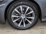 BMW 318 d+Navi+HUD+DrivingAssistant+Laserlicht+RFK