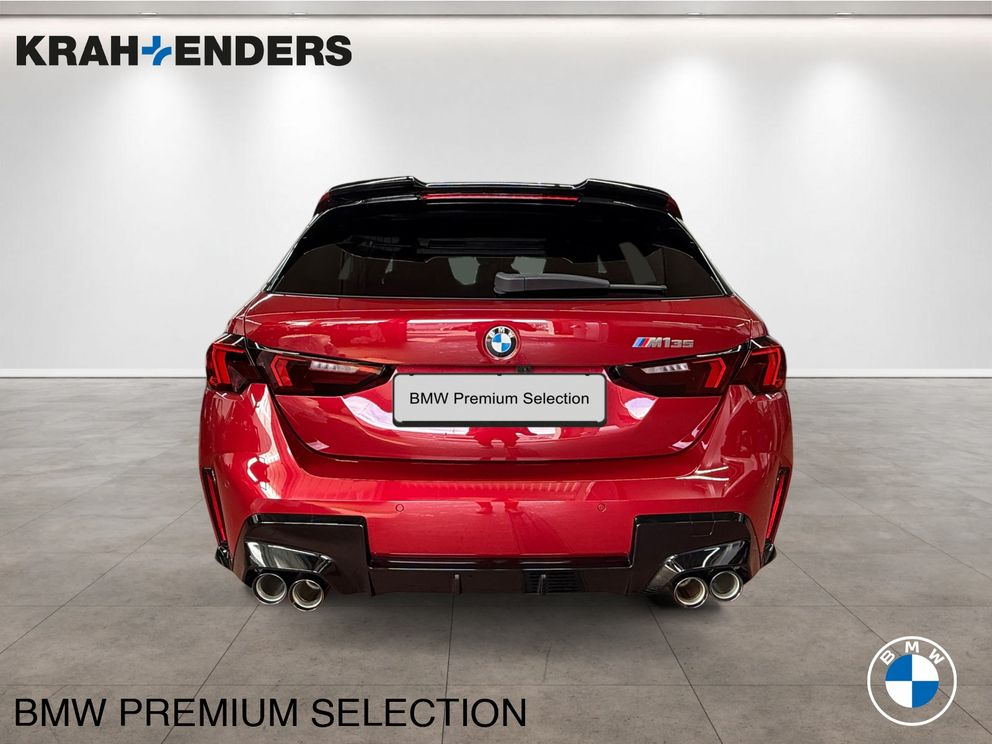 BMW M135 i xDrive M Sport Pro Adapt.LED+HUD+H&K+SHZ