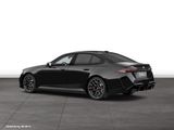 BMW M5 Limousine 