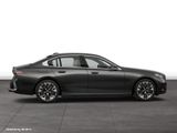 BMW 550e xDrive Limousine