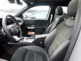 MERCEDES-BENZ GLB 200 d | AMG NIGHT AHK DISTR KAMERA PANO SPUR