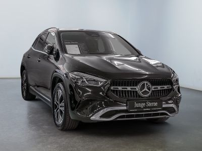 MERCEDES-BENZ GLA 250 e , PROGRESSIVE SPUR AHK KAMERA PDC SHZ