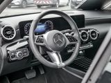 MERCEDES-BENZ A 250 e , PROGRESSIVE SPUR 360 PDC SHZ