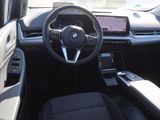 BMW 218 Active Tourer +Navi+HUD+RFK+eSitze+DAB+PDCv+h