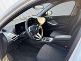 BMW 120 i 5-Türer Navi Driv Assis PDC DAB LED
