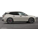 BMW iX xDrive60 
