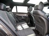 MERCEDES-BENZ E 300 T de BURM AVANTGARDE AMG DISTR PANO SPUR