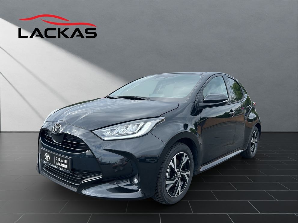 TOYOTA Yaris HYBRID TEAMPLAYER*CARPLAY*15 J. GARANTIE