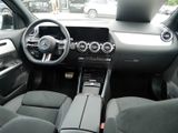 MERCEDES-BENZ GLA 200 d | AMG NIGHT AHK DISTR KAMERA PANO SPUR