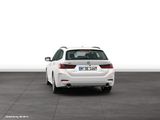 BMW 330i xDrive Touring