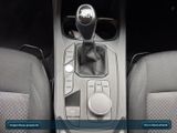 BMW 118i Navi+SHZ+Apple+HiFi+Spurass.+Klimaaut.+LED