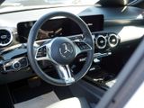 MERCEDES-BENZ A 200 d , Progressive Navi LED Pano Kamera PDC