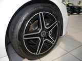 MERCEDES-BENZ A 200 AMG NIGHT MULTI AHK DISTR KAMERA SPUR PDC