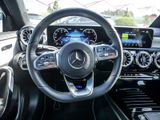 MERCEDES-BENZ A 200  AMG NIGHT SPUR PANO KAMERA PDC SHZ MULTI