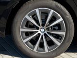 BMW 318 i Touring PDCv+h Rückfahrkam. Navi LED Sportsitze