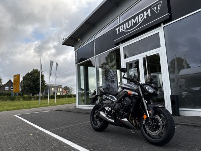 TRIUMPH Street Triple 765 RS Shift-Assist+Öhlins AKTION!