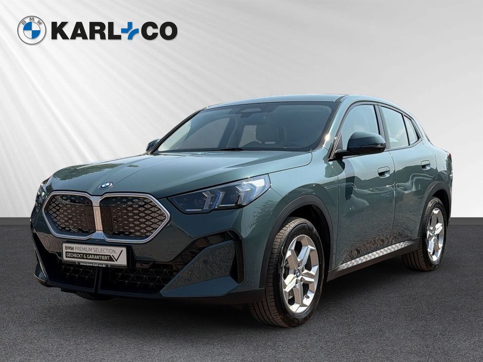 BMW iX2 xDrive30 h&k HUD AHK Aktivsitz adapt. LED
