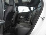 MERCEDES-BENZ GLA 200 d , PROGRESSIVE AHK KAMERA PANO SPUR PDC