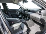 MERCEDES-BENZ A 180  PREMIUM PROGRESSIVE SPUR PDC SHZ