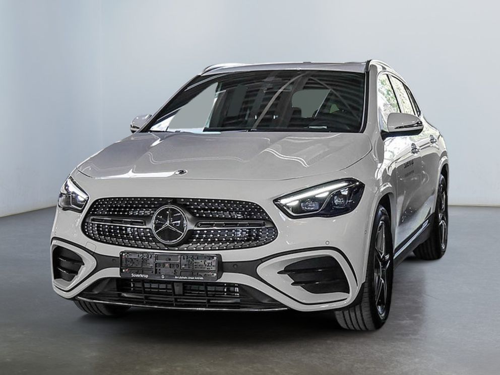 MERCEDES-BENZ GLA 200 AMG MULTI AHK KAMERA SPUR PDC SHZ